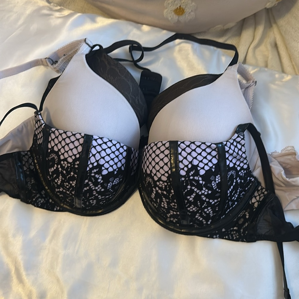Bra bundle 💜 3-pieces FREE SHIPPING - Picture 3 of 5